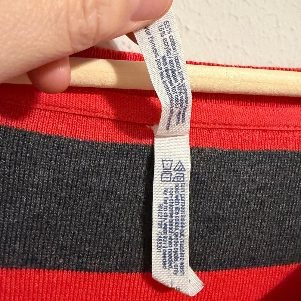 Aeropostale Red Gray Striped V-Neck Pullove Sweater Y2K Preppy Classic Medium